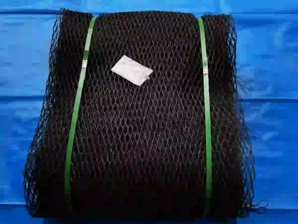 Black Oxide Aviary Mesh 8' x 60' Rolls 1" x 1" x 1/16" Wire Mesh for Aviary and Bird Enclosures