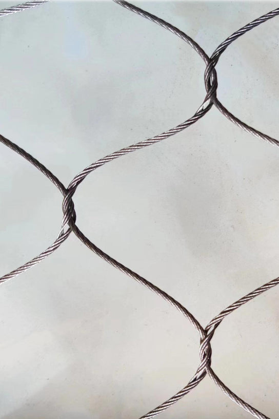 1.5" x 1.5" Bird Netting Stainless Steel 304 10' x 60' Roll Nature and Black Oxide Color For Zoo and Self Aviaries