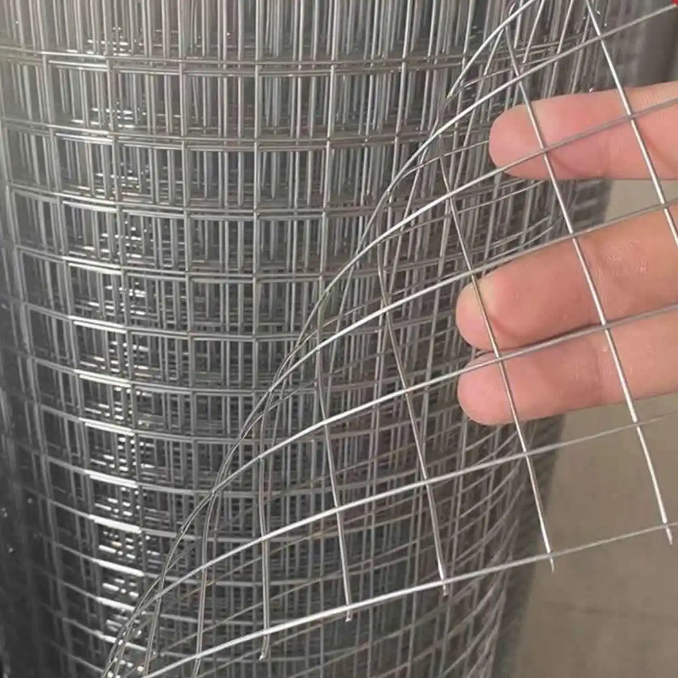 15mm x 15mm Welded Wire Mesh SS304 30m Rolls Fence Panels Factory Sell