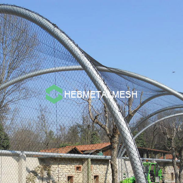 1.5" x 1.5" x 5/64" Stainless steel rope mesh sample